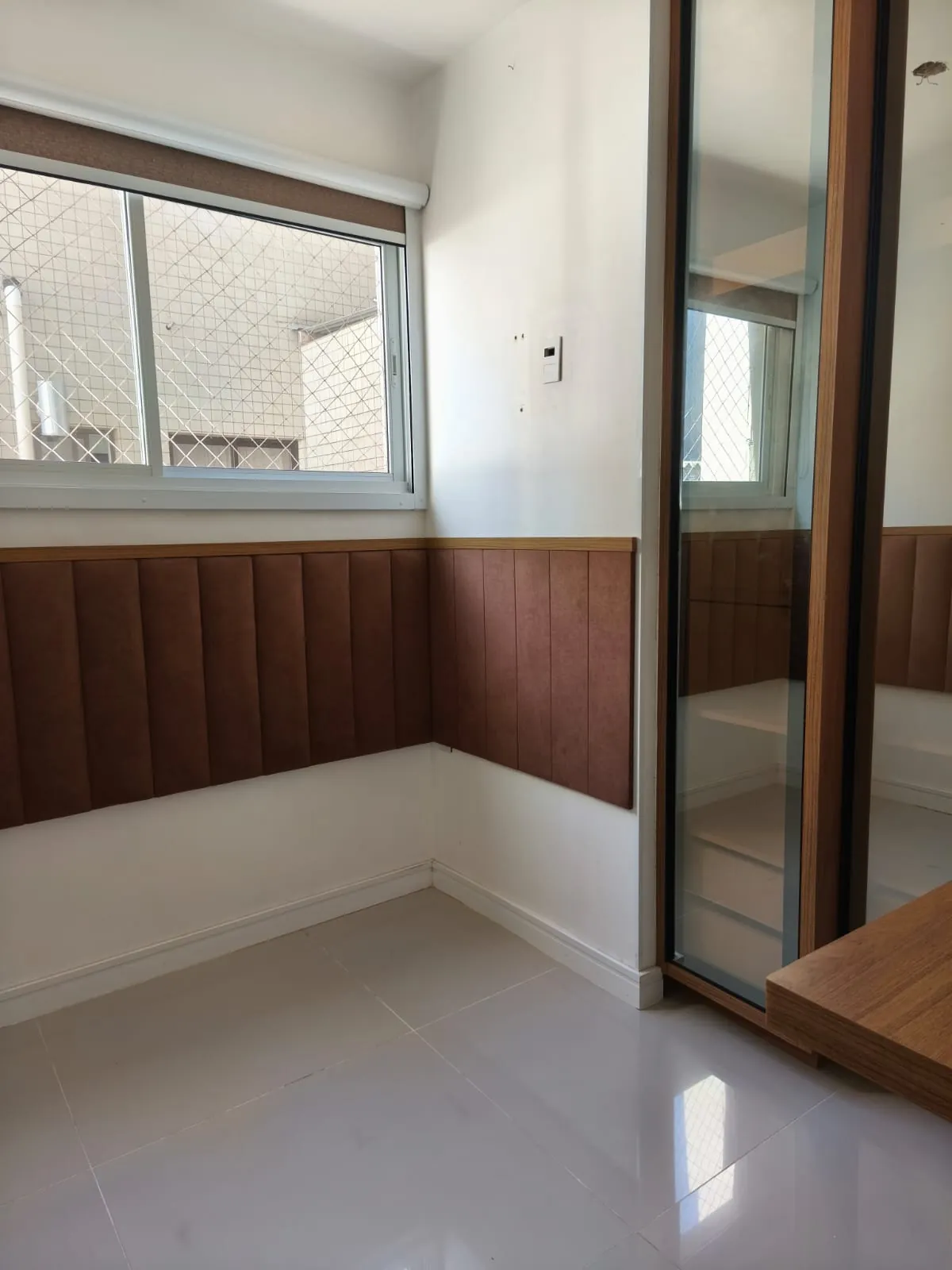 Apartamento com 04 suítes; 01 por andar - Bigorrilho